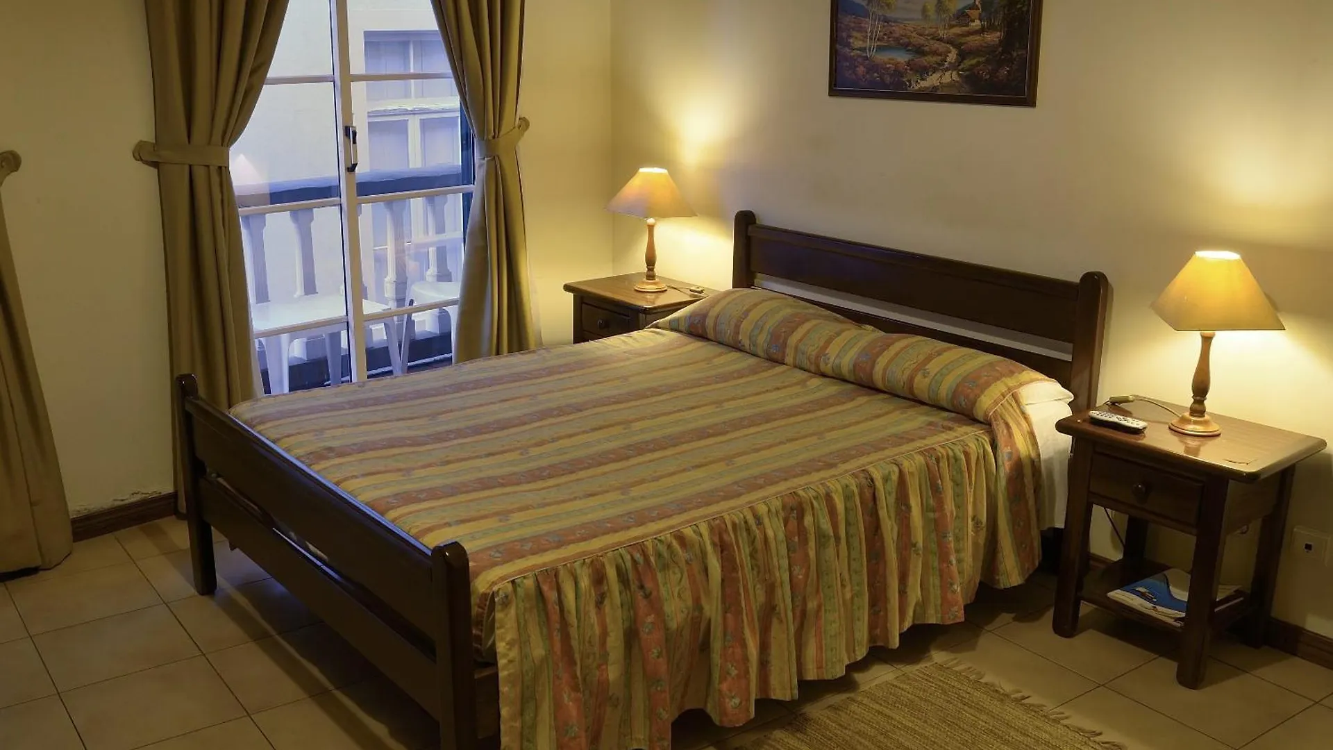 Murças 74 - Studio Apartments Funchal